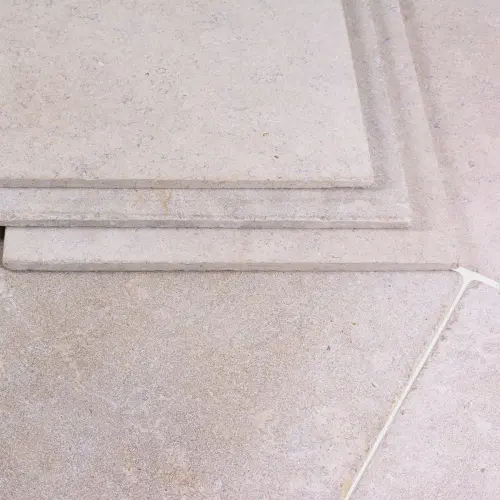 Louverne Limestone Tile Softly Worn & Tumbled 600 x 900 x 20 (1)